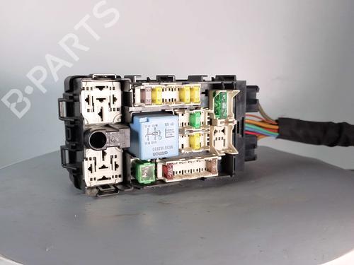 Fuse box CITROËN C4 II (NC_) 1.6 HDi 110 | BP38484544E1 - Image 4