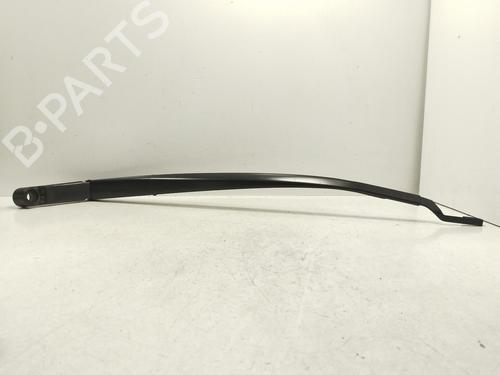 Used Front windshield wiper arm TOYOTA VERSO (_R2_) 2.0 D-4D (AUR20_, AUR20R) (126 hp) 24547572