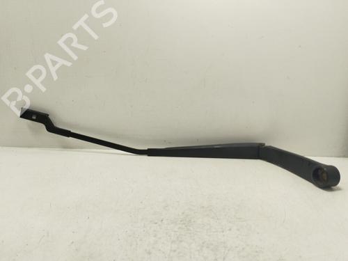 Used Front windshield wiper arm HYUNDAI i30 (FD) 1.4 (109 hp) 29316493