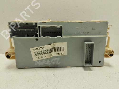 Skrzynka bezpieczników FIAT STILO (192_) 1.6 16V (192_XB1A) | BP29982731E1