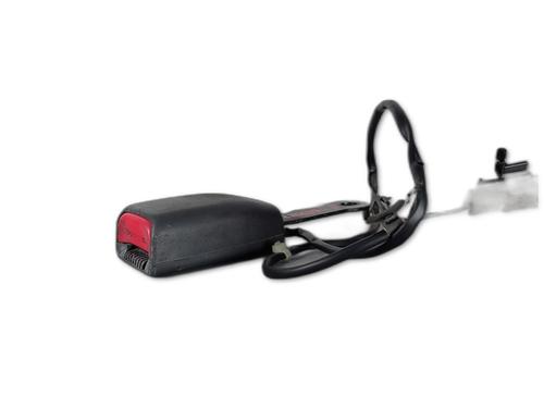 Used Seat buckle HYUNDAI TRAJET (FO) 2.0 CRDi (113 hp) 31248362