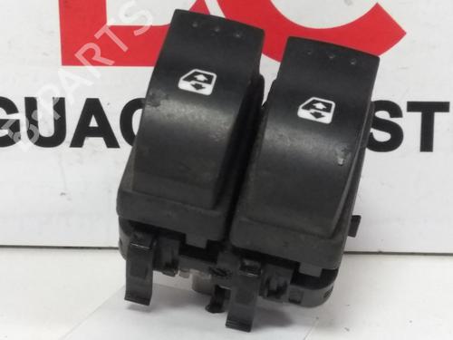 Used Left front window switch RENAULT SCÉNIC II (JM0/1_) [2003-2010]  32085305