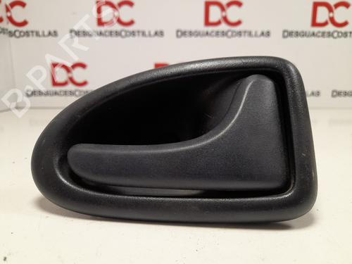 Højre bagtil invendig håndtag RENAULT CLIO II (BB_, CB_) 1.2 (BB0A, BB0F, BB10, BB1K, BB28, BB2D, BB2H, CB0A,... (58 hp) 30150537