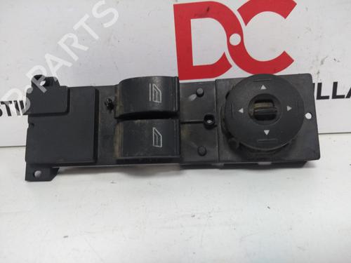 Used Left front window switch FORD FOCUS II (DA_, HCP, DP) [2004-2013]  17401559