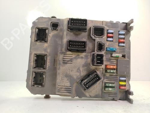 Used Fuse box PEUGEOT PARTNER MPV (5_, G_) [1996-2025]  30051877
