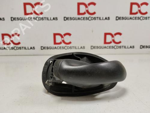Venstre fortil invendig håndtag FIAT SEICENTO / 600 (187_) 1.1 (187AXB, 187AXB1A, 187AXC1A02) (54 hp) 32086120