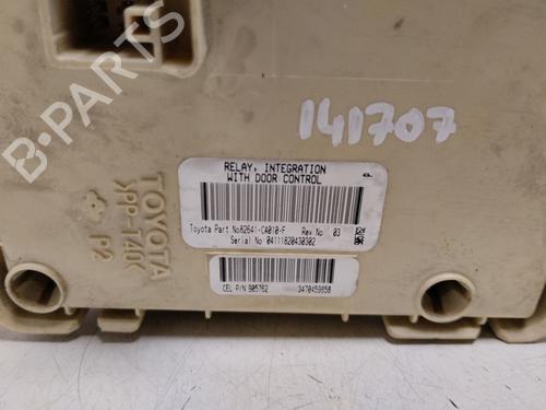 Fuse box TOYOTA AVENSIS (_T25_) 2.0 D-4D (ADT250_, ADT250R) | BP17412476E1 