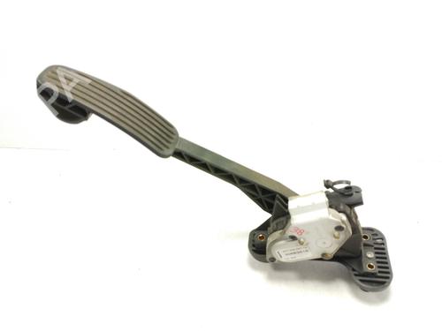 Used Pedal VOLVO V70 II (285) D5 (163 hp) 31182826