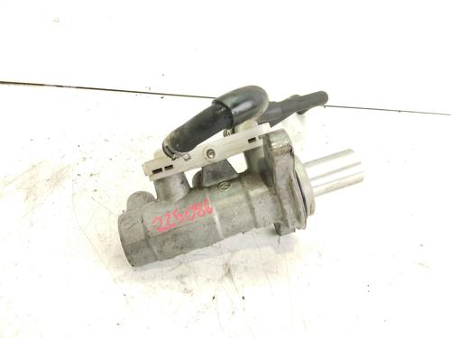 Used Brake master cylinder RENAULT LAGUNA III (BT0/1) 2.0 dCi (BT01, BT08, BT09, BT0E, BT0K, BT12, BT1C, BT1D,... (150 hp) 30922638