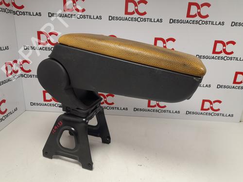 Armrest / Center console ALFA ROMEO GT (937_) 1.9 JTD (937CXN1B) (150 hp) 17406357