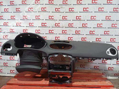 Dashboard RENAULT CLIO III (BR0/1, CR0/1) 1.5 dCi (BR17, CR17) | BP28180573C46 