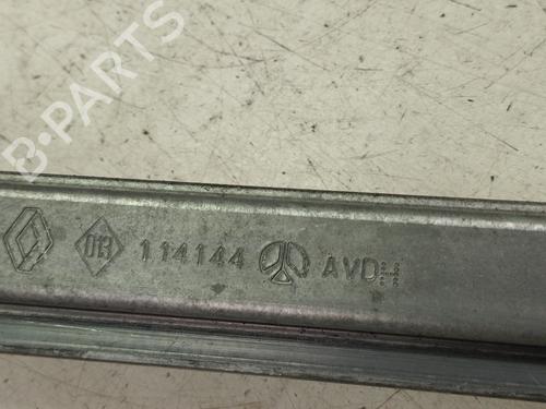 Front right window mechanism RENAULT SCÉNIC I MPV (JA0/1_, FA0_) | BP30476836C23