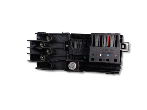 Used Fuse box Fuse box 37874580 37874580