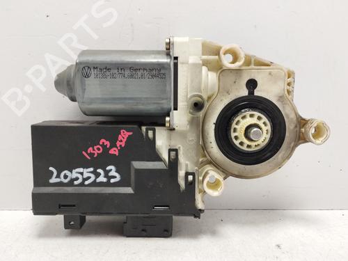 Moteur de lève-vitre avant gauche CITROËN C5 I (DC_) 2.0 HDi (DCRHZB, DCRHZE) (109 hp) 25454624