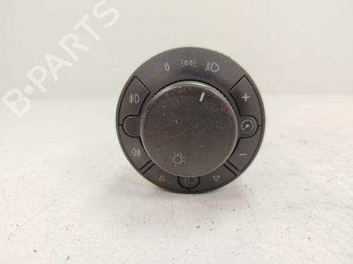 Used Headlight switch OPEL CORSA D (S07) [2006-2015]  28728126