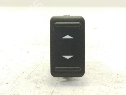 Used Right front window switch FORD KUGA I [2008-2012]  30654991