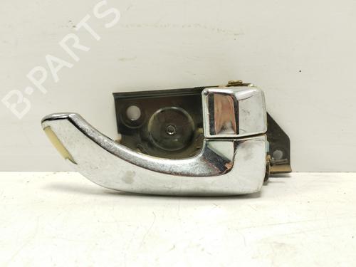 Poignée intérieure arrière droite HYUNDAI SANTA FÉ I (SM) 2.0 CRDi 4x4 (113 hp) 32086324