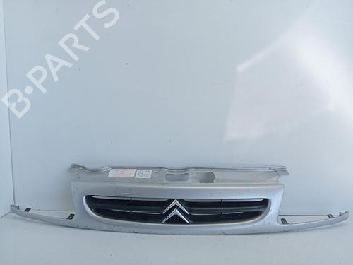 Used Grille CITROËN SAXO (S0, S1) 1.5 D (57 hp) 29941899