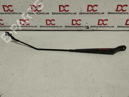 Used Front windshield wiper arm Front windshield wiper arm 39077612 39077612