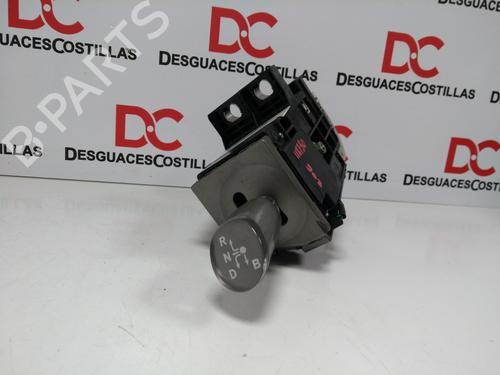 Used Gear lever TOYOTA PRIUS Liftback (_W2_) 1.5 Hybrid (NHW20_, NHW20R) (112 hp) 17401807