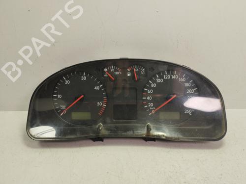 Used Instrument cluster VW PASSAT B5 (3B2) [1996-2001]  30633487