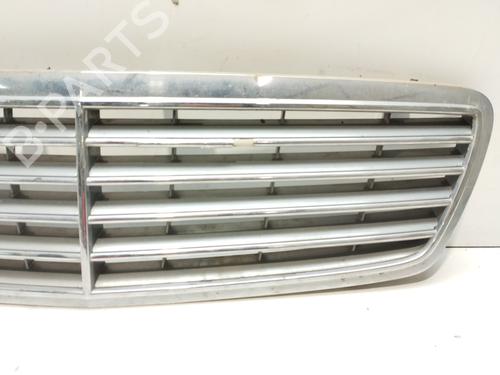 Grille MERCEDES-BENZ C-CLASS (W203) C 270 CDI (203.016) | BP30561001C40