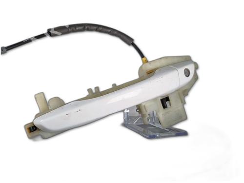 Used Front left exterior door handle HYUNDAI i30 Estate (PDE) [2017-2026]  31335136