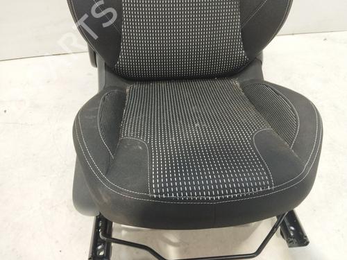 Right front seat PEUGEOT 208 I (CA_, CC_) 1.6 HDi | BP26918782C16 