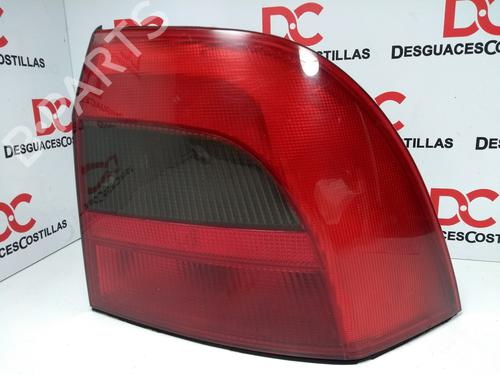 Højre baglygte OPEL VECTRA B (J96) 1.8 i 16V (F19) (125 hp) 17401356