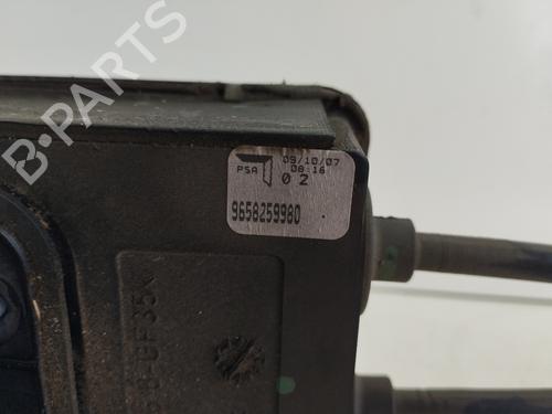 Gear lever CITROËN C5 II (RC_) 1.6 HDi (RC8HZB) | BP24315924M90 