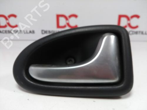 Højre bagtil invendig håndtag RENAULT CLIO II (BB_, CB_) [1998-2016]  30151968