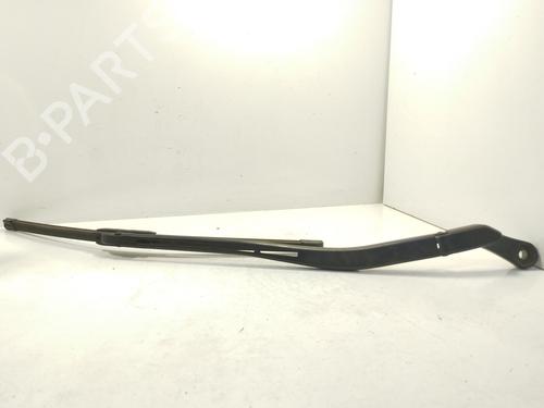 Used Front windshield wiper arm AUDI A4 B6 (8E2) 1.9 TDI (130 hp) 19154416