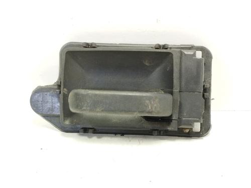 Used Front right interior door handle PEUGEOT 106 I (1A, 1C) [1991-1996]  17422611
