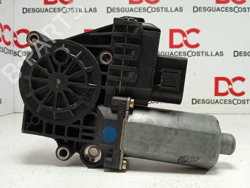 Motor elevalunas delantero izquierdo Motor elevalunas delantero izquierdo 39074983 39074983