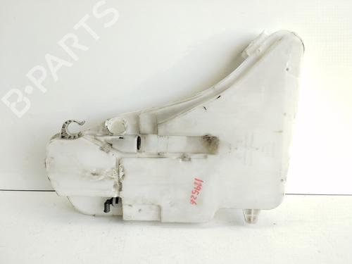 Used Windscreen washer tank BMW 5 (F10) 520 d (184 hp) 31991871