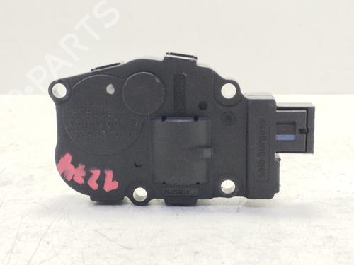 Used Fuel door actuator BMW 1 (E87) 118 d (143 hp) 23410740
