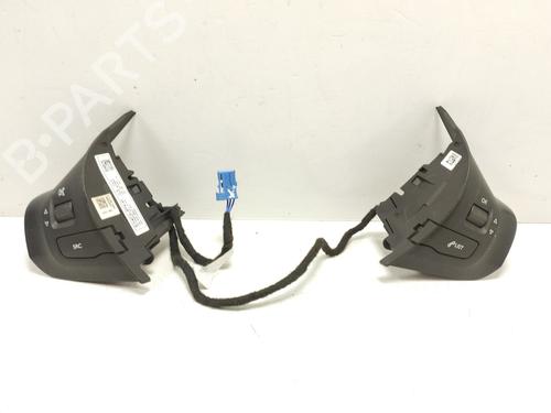 Used Steering wheel controls PEUGEOT 208 I (CA_, CC_) 1.2 VTI 82 (82 hp) 22543781
