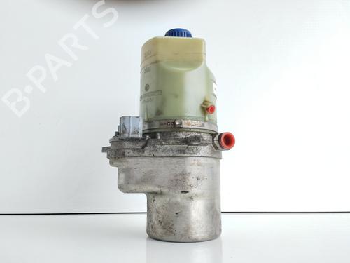 Used Steering pump FORD FOCUS II (DA_, HCP, DP) [2004-2013]  17701919