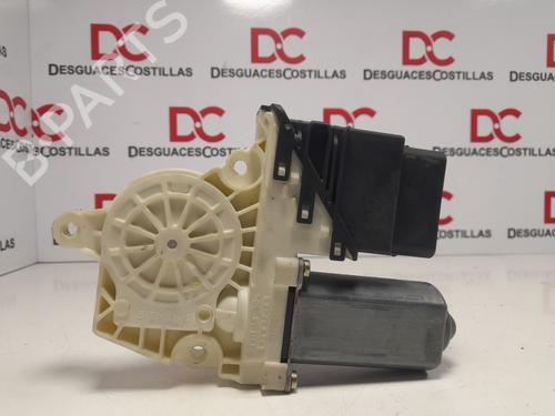 Motor do elevador de vidro trás esquerdo SEAT LEON (1M1) 1.6 16 V (105 hp) 31188111