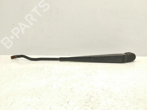 Used Front windshield wiper arm MERCEDES-BENZ 123 Saloon (W123) 280 E (123.033) (185 hp) 31638490