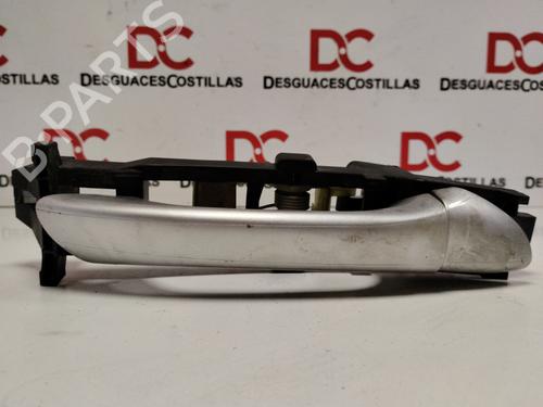 Højre bagtil udvendigt håndtag MERCEDES-BENZ C-CLASS (W203) C 220 CDI (203.006) (136 hp) 30560996