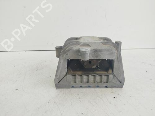 Used Engine mount Engine mount 39079594 39079594
