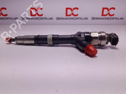 Used Injector TOYOTA AVENSIS (_T25_) 2.0 D-4D (ADT250_, ADT250R) (126 hp) 17413884