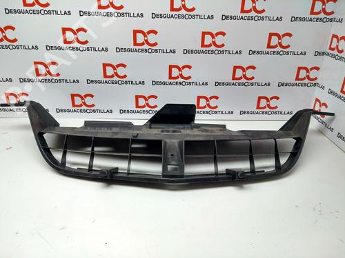 Used Grille LANCIA PHEDRA (179_) 2.0 JTD (179.AXH1B, 179.BXH1B) (120 hp) 17420117
