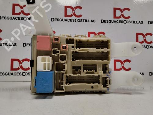 Used Fuse box TOYOTA AURIS (_E15_) [2006-2013]  17417066