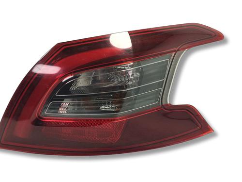 Used Right taillight Right taillight PEUGEOT 308 II (LB_, LP_, LW_, LH_, L3_) 1.5 BlueHDI 100 (102 hp) 40281473 40281473