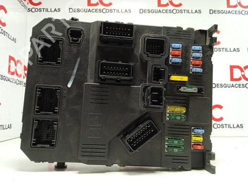 Used Fuse box PEUGEOT 407 SW (6E_, 6D_) 2.0 (136 hp) 17410490