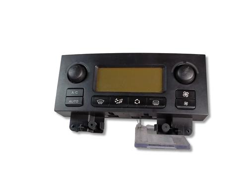 climate-control-citroen-c4-coupe-la_-2004-2005-2006-2007-2008-2009-2010-2011-2012-2013-40009222 main image
