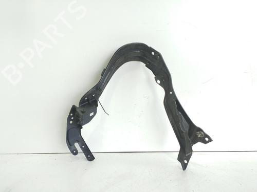 Left headlight support MERCEDES-BENZ C-CLASS (W203) C 220 CDI (203.006) | BP30468176C157