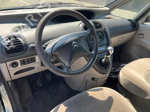 Grille CITROËN XSARA PICASSO (N68) 2.0 HDi | BP29353855C40 